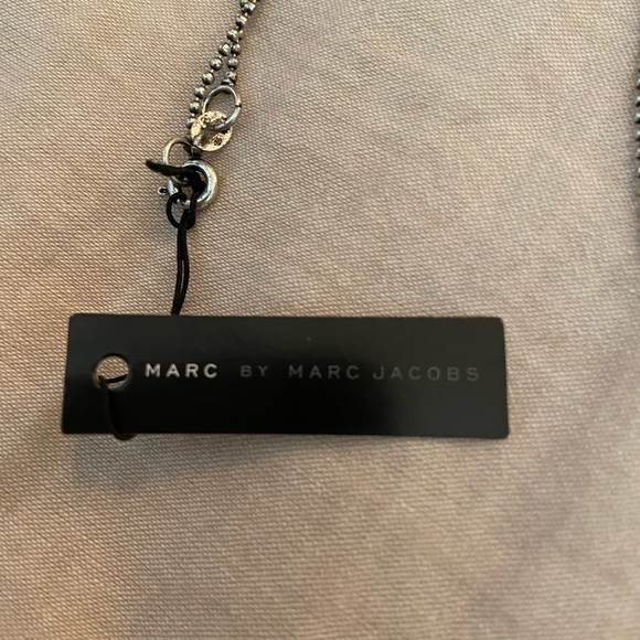 Marc by Marc Jacobs Skull Necklace - Picture 4 of 6